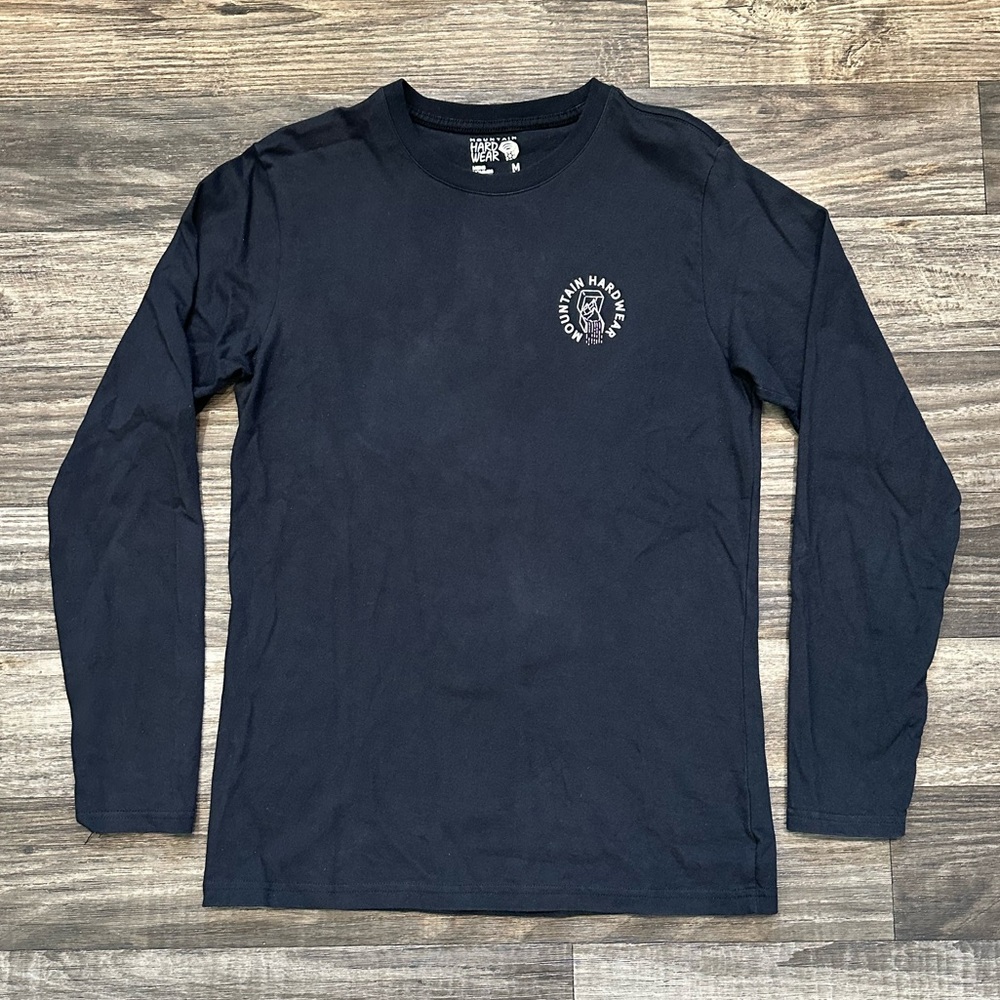 Mountain Hardwear Graphic Longsleeve Tee in Black - Mens M